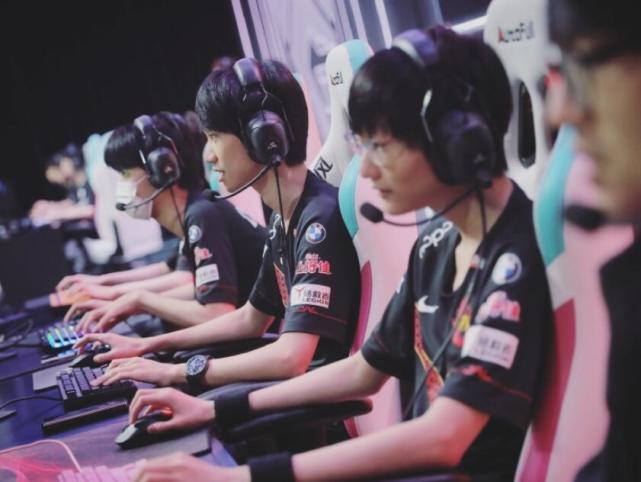 通过这些比 通过这些比