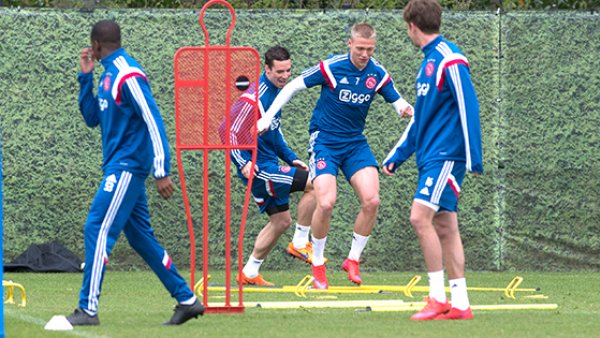 推动地方经 推动地方经