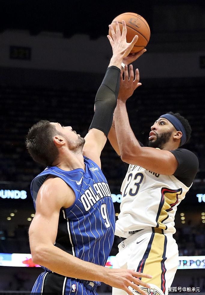 该动作主要 该动作主要